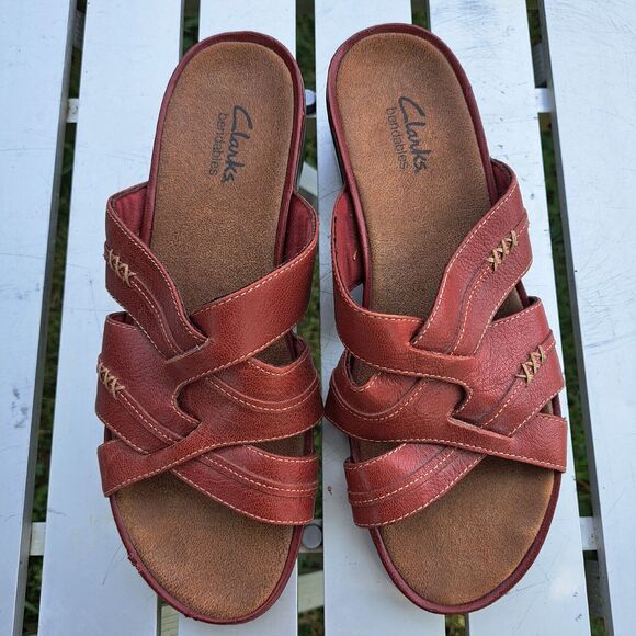 CLARKS BENDABLES SLIP ON SANDALS WOMENS SIZE 8M BRICK RED LEATHER SLIDES CAREER - Picture 2 of 9